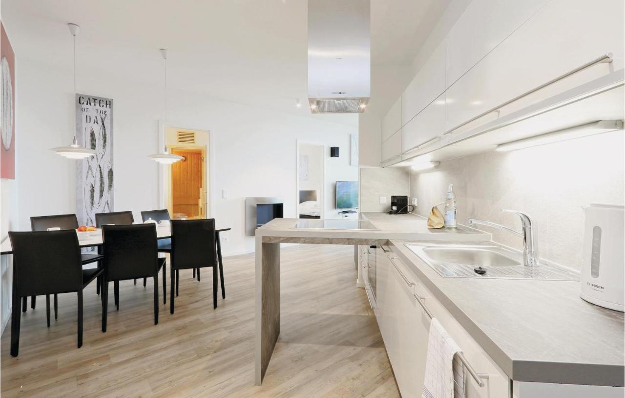 Awesome Apartment In Luebeck Travemuende With Sauna Екстериор снимка