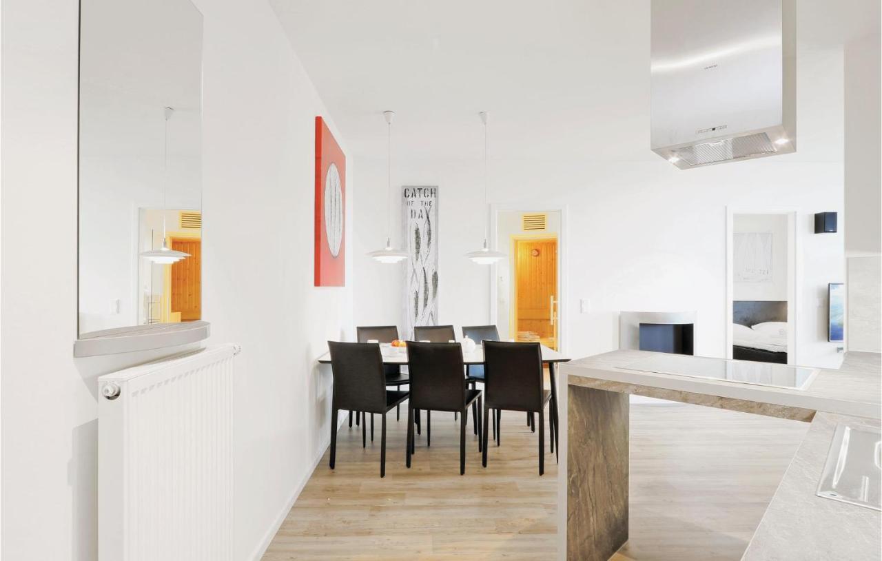 Awesome Apartment In Luebeck Travemuende With Sauna Екстериор снимка